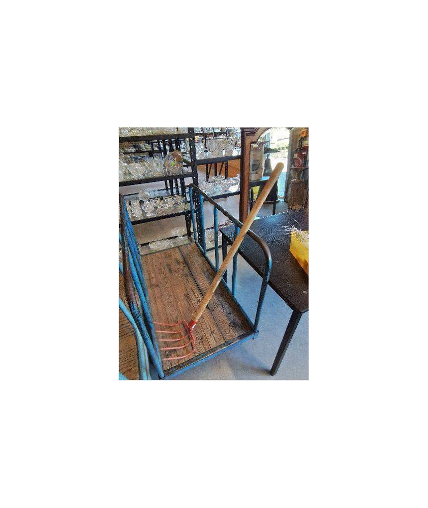 FOURCHE A BECHER MAGASIN VERT