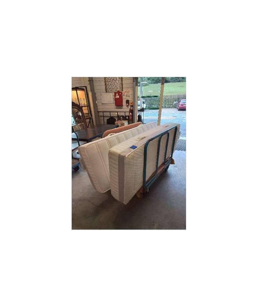 PAIRE DE MATELAS 400 RESSORTS ENSACHÉS ET MOUSSE REVOR BEDING 2X70X190X25 PAIRE DE MATELAS 400 RESSORTS ENSACHÉS ET MOUSSE REVOR BEDING 2X70X190X25