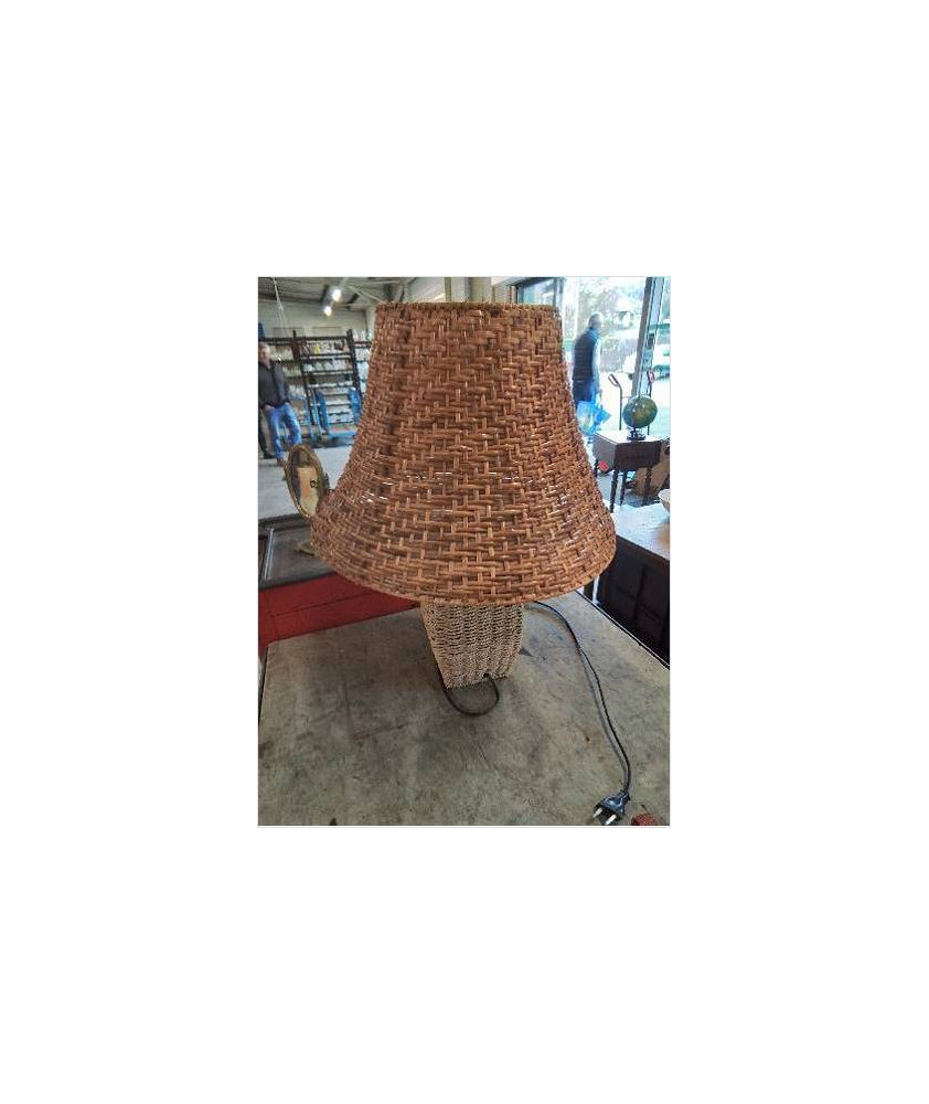 LAMPE VANNERIE ET OSIER