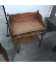 MEUBLE D’APPOINT DE POUPÉE 