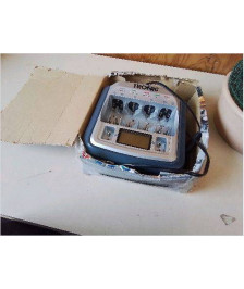 CHARGEUR DE PILES TRONIC