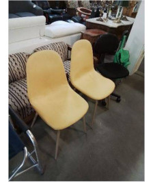 PAIRE DE CHAISES ASSISE TISSU JAUNE PIEDS COMPAS  BOIS CLAIR 