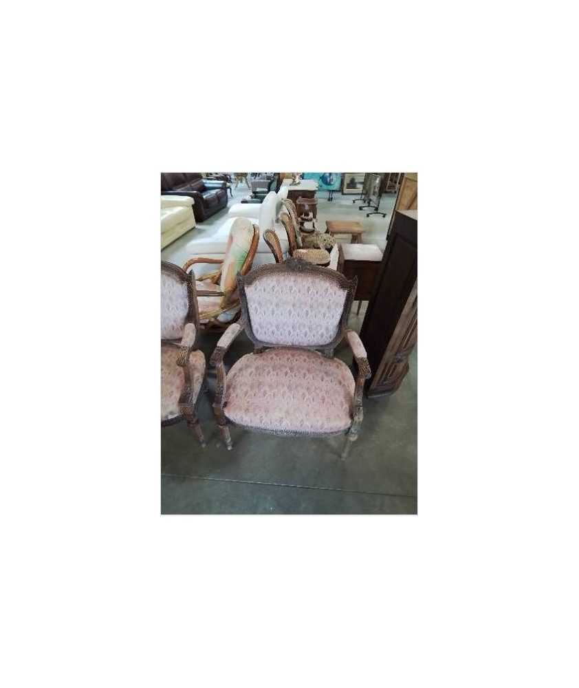 PAIRE DE FAUTEUILS A LA REINE  SCULPTÉS TISSU ORANGÉ A STYLE LOUIS XVI