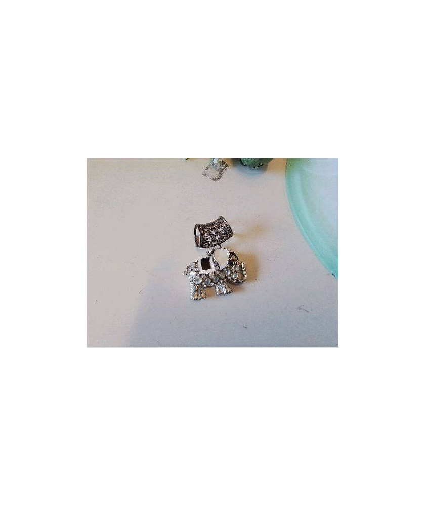 PENDENTIF A FOULARD