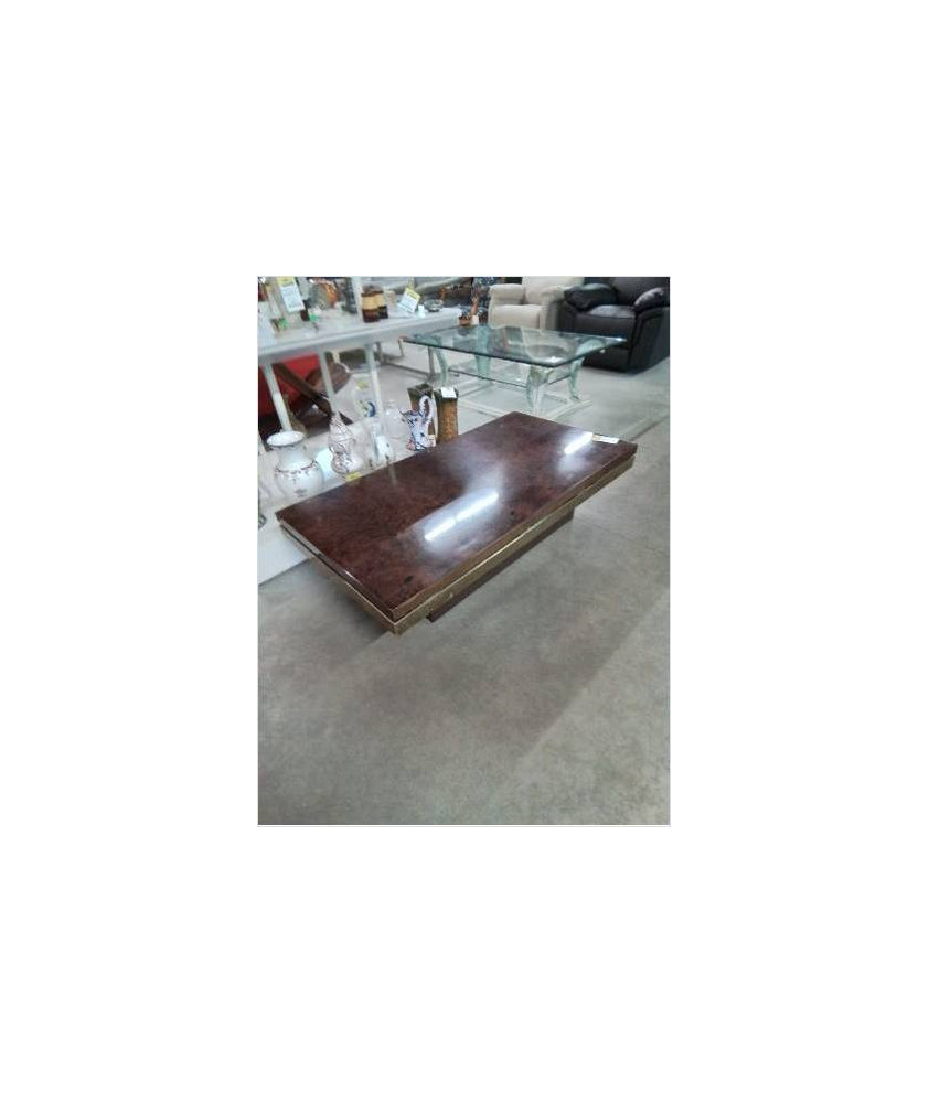 TABLE BASSE RECTANGULAIRE LOUPE D ORME CEINTURE LAITON ANNÉES ATTRIBUÉ A JEAN CLAUDE MAHEY TABLE BASSE RECTANGULAIRE LOUPE D ORME CEINTURE LAITON ANNÉES ATTRIBUÉ A JEAN CLAUDE MAHEY