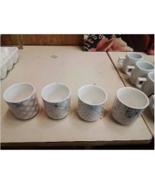 LOT DE 4 TASSES 