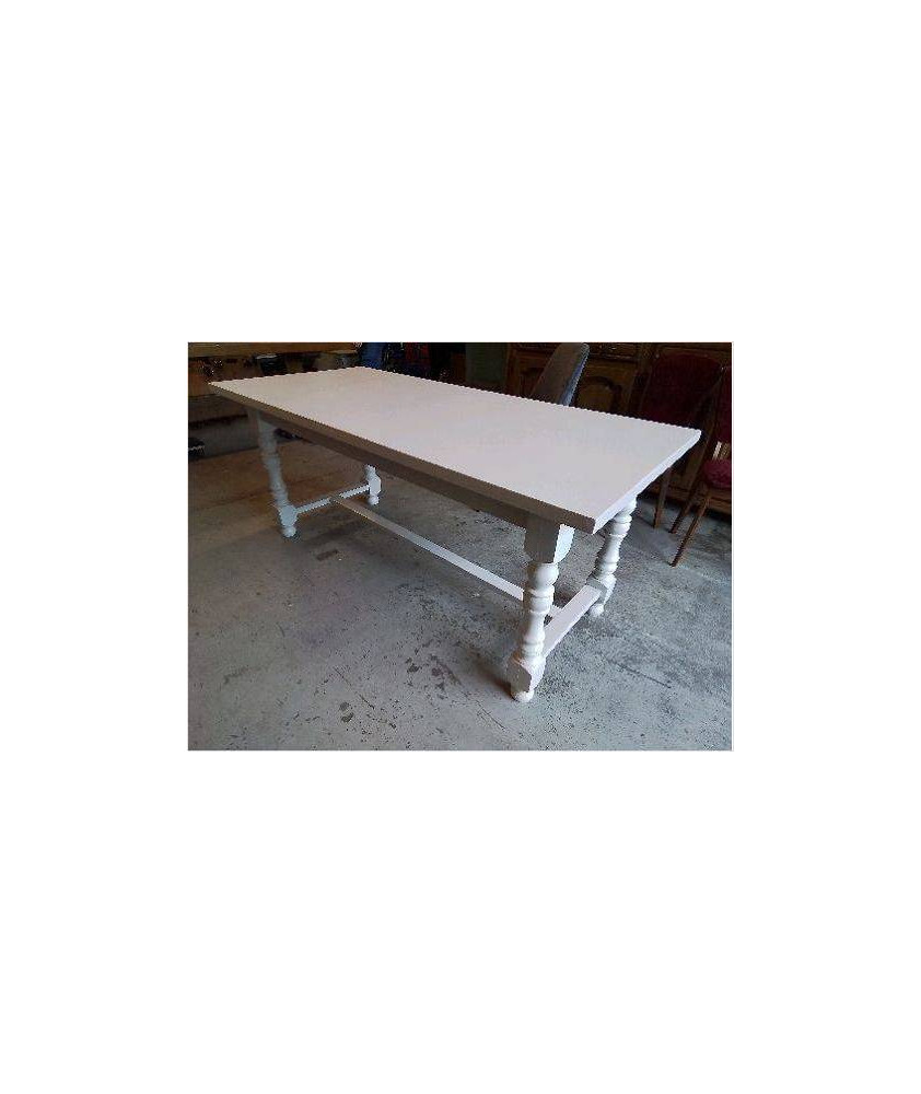 TABLE DE STYLE RUSTIQUE PEINTE