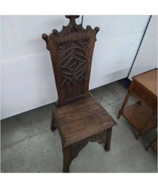 CHAISE STYLE GOTHIQUE