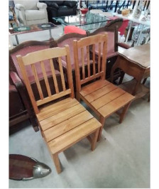 PAIRE DE CHAISES PIN DOSSIER BARREAUX VERTICAUX 