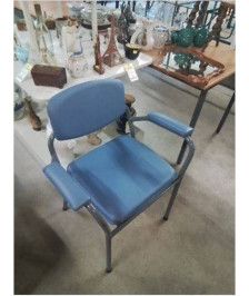 FAUTEUIL D’AISANCE PIÈTEMENT MÉTAL GRIS ASSISE ET DOSSIER PU BLEU