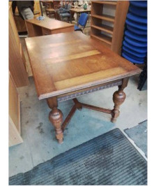 TABLE RECTANGULAIRE EXTENSIBLE A ENTRETOISE PIEDS BALUSTRE 150X90X78
