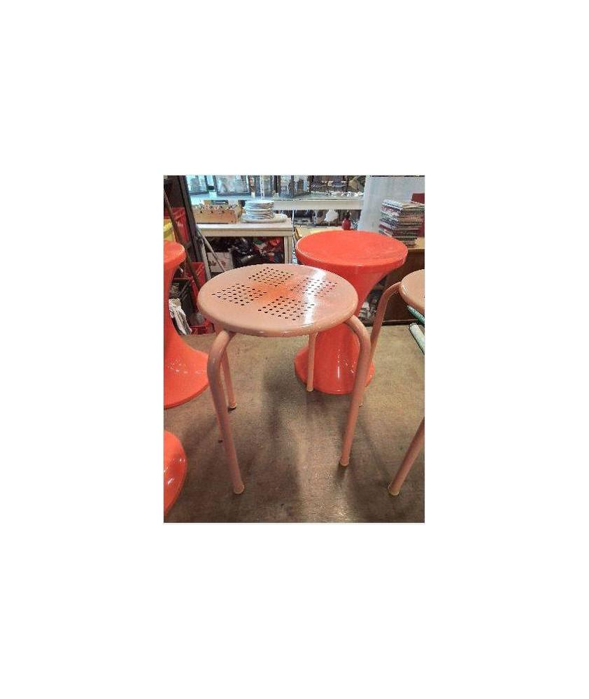 TABOURET MÉTAL ROSE AJOURÉ 