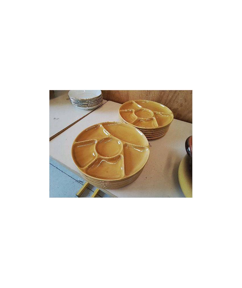 LOT 6 ASSIETTES A FONDUE