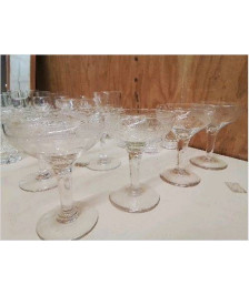 LOT DE 4 COUPES