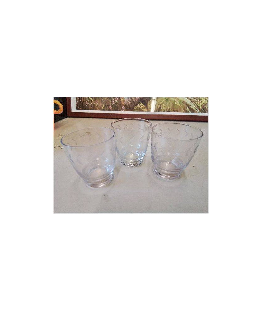 LOT DE 3 VERRES A LIQUEUR 