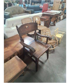 FAUTEUIL A CROSSE DOSSIER AU COEUR 
