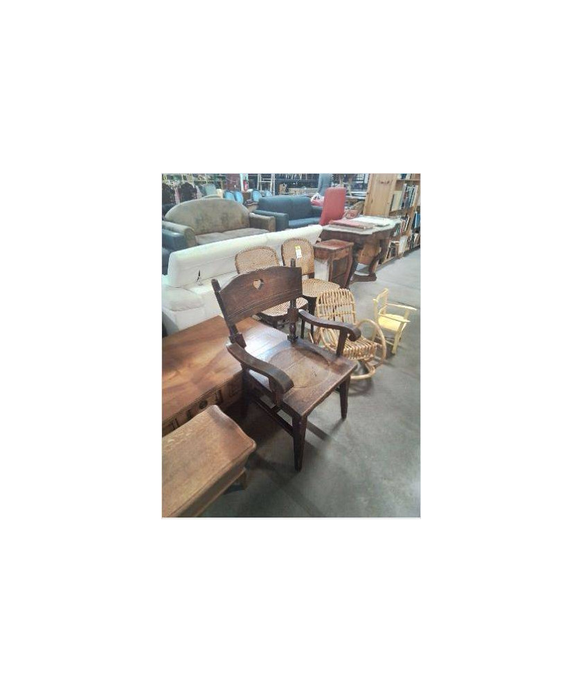 FAUTEUIL A CROSSE DOSSIER AU COEUR 