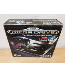 CONSOLE SEGA MEGADRIVE EN BOITE PACK SONIC ( SANS NOTICE )
