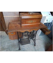 MACHINE A COUDRE PEUGEOT FRERES