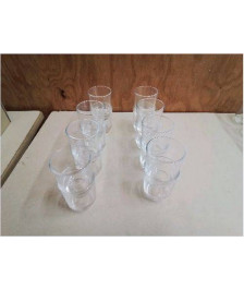 LOT DE 8 VERRES 