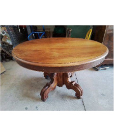TABLE RONDE PIED CENTRAL SCULPTÉ  EN NOYER