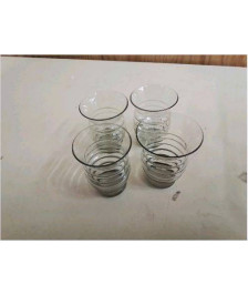 LOT DE 4 VERRES