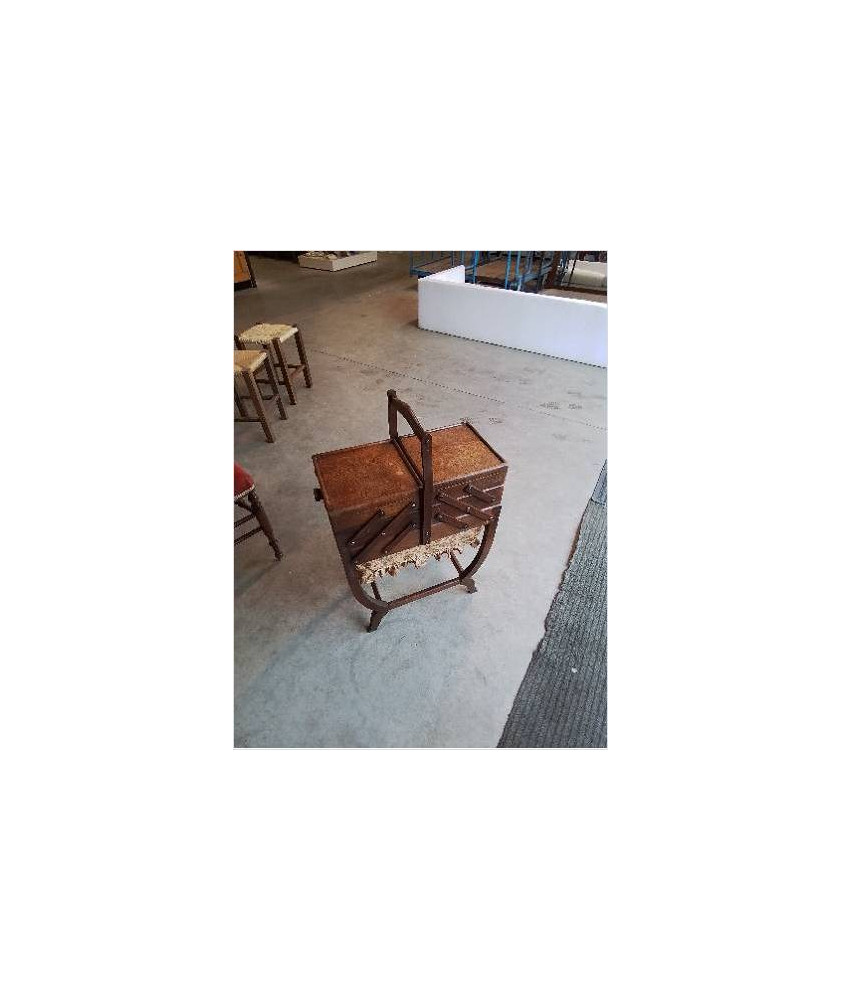 TRAVAILLEUSE BOIS ET TISSU STYLE REGENCE 