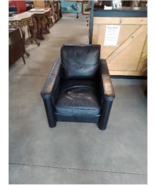 FAUTEUIL CUIR NOIR EN L\'ÉTAT 