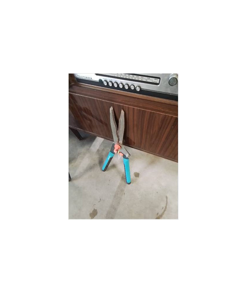 COUPE BRANCHE MANUEL GARDENA 389