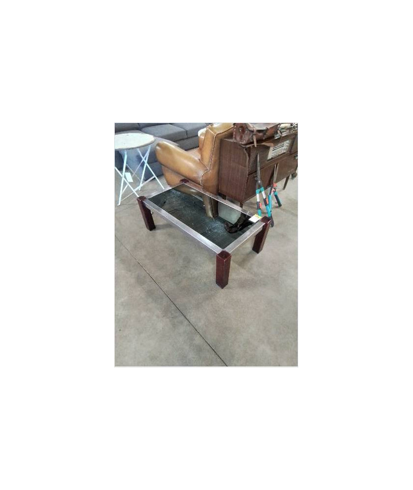 TABLE BASSE RECTANGULAIRE BOIS ET MÉTAL CHROMÉ PLATEAU VERRE TEINTÉ ANNÉES 70 TABLE BASSE RECTANGULAIRE BOIS ET MÉTAL CHROMÉ PLATEAU VERRE TEINTÉ ANNÉES 70