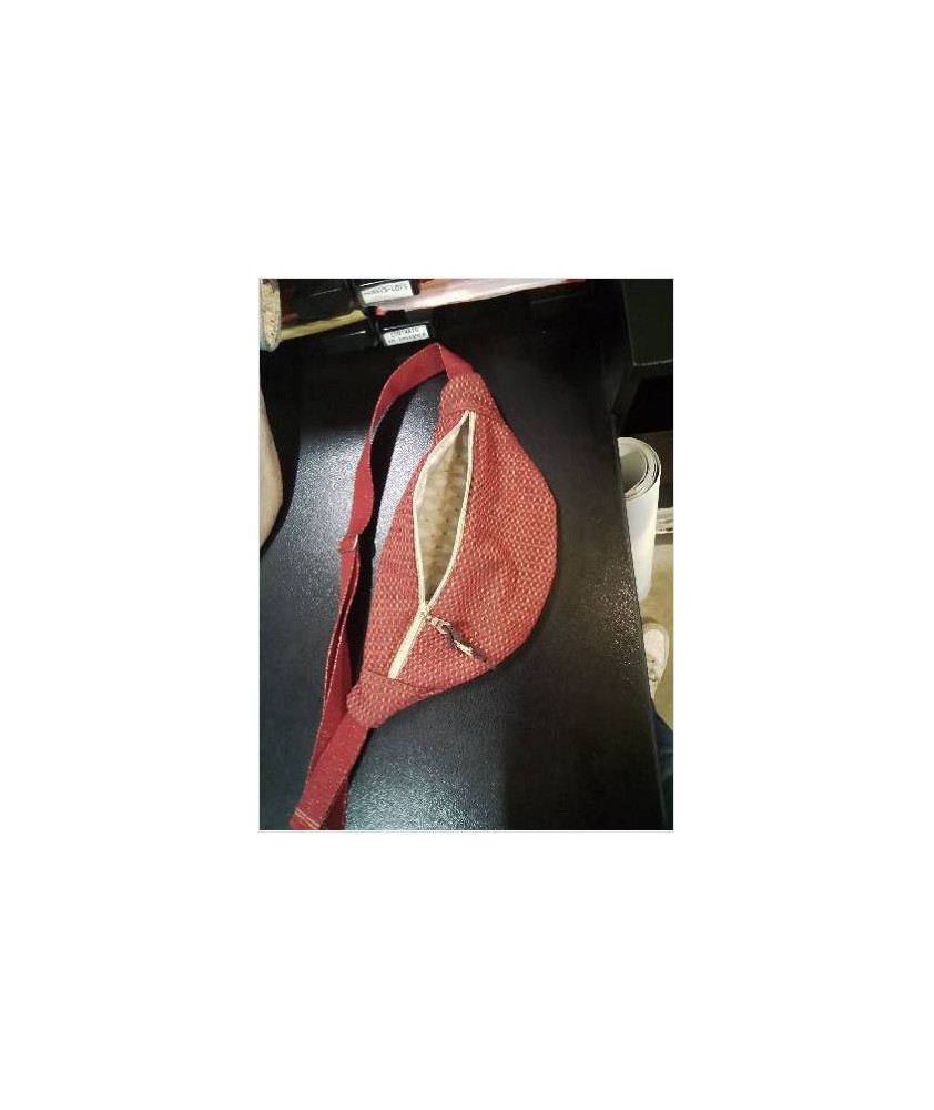 BANANE ROUGE MATELASSÉE 