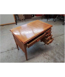 PETIT BUREAU 