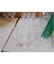 LOT DE 6 VERRES EN CRISTAL MOTIF TULIP 