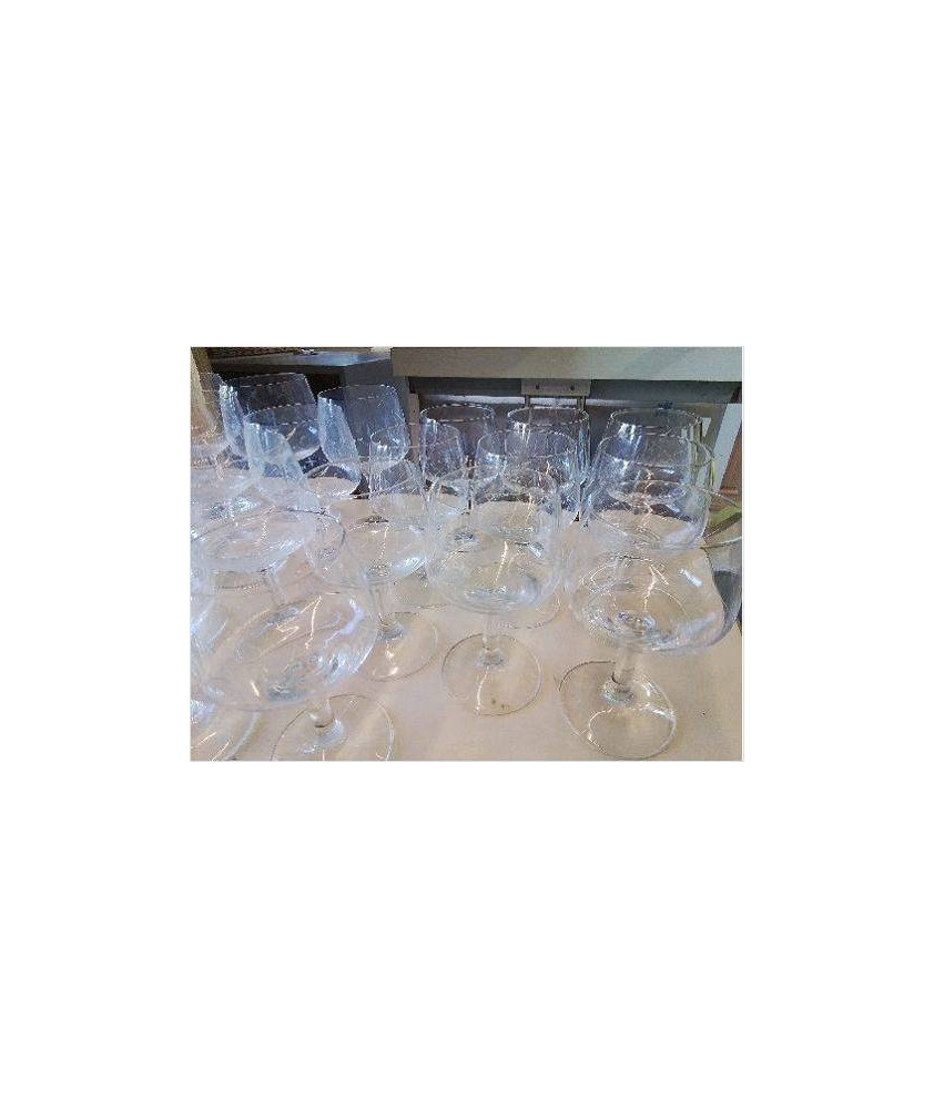 LOT DE 10 VERRES A VIN BLANC EN CRISTAL 