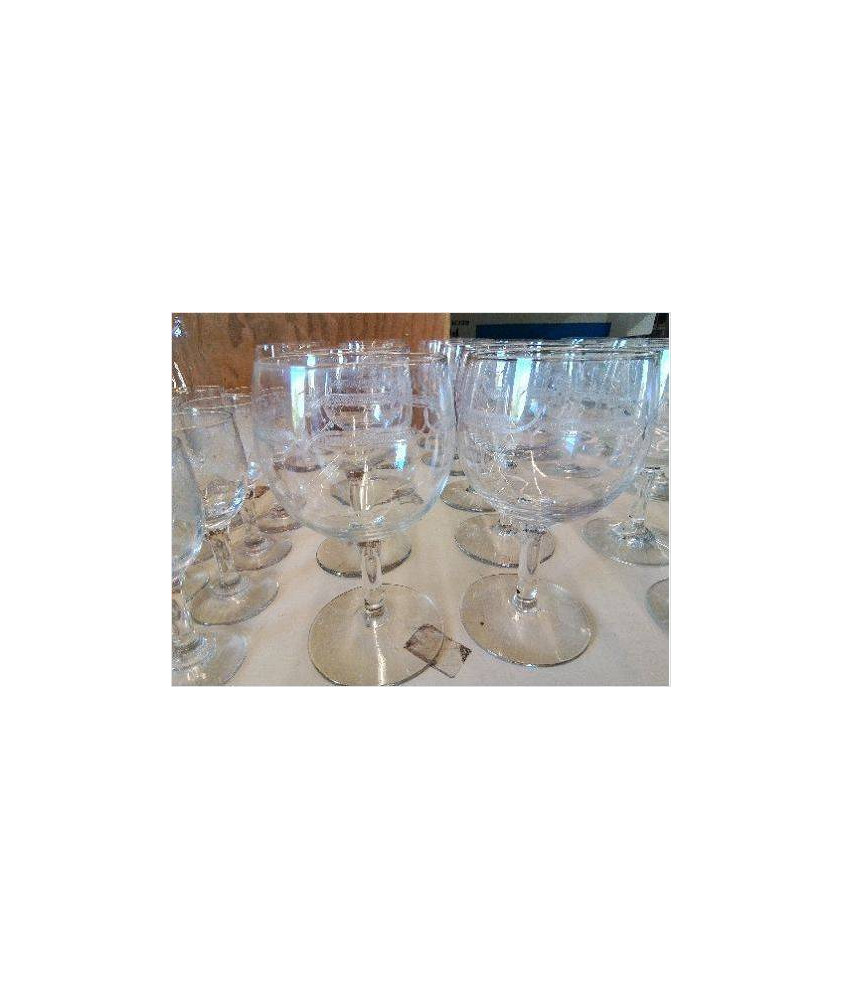 LOT DE 12 VERRES A EAU EN CRISTAL 