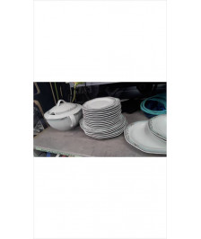 SERVICE DE TABLE PORCELAINE LE LOT