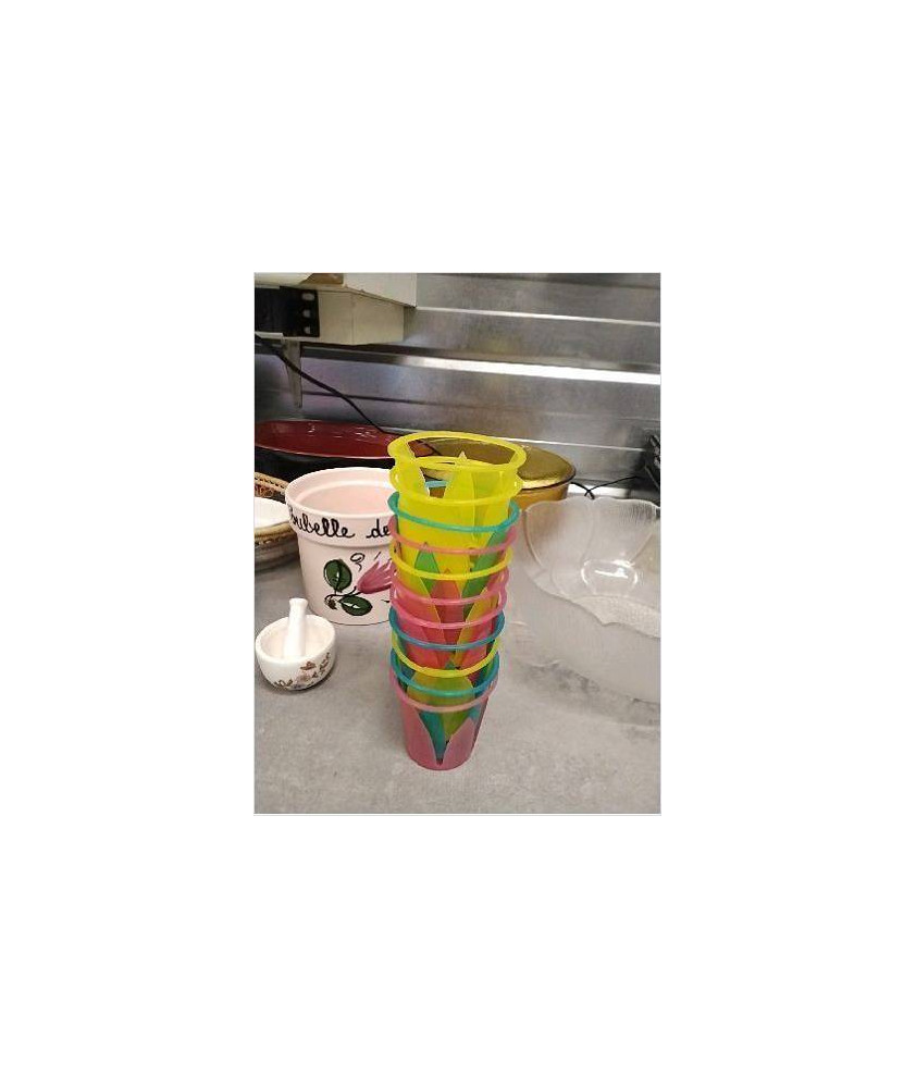 PORTE VERRES EN PLASTIQUES LE LOT 