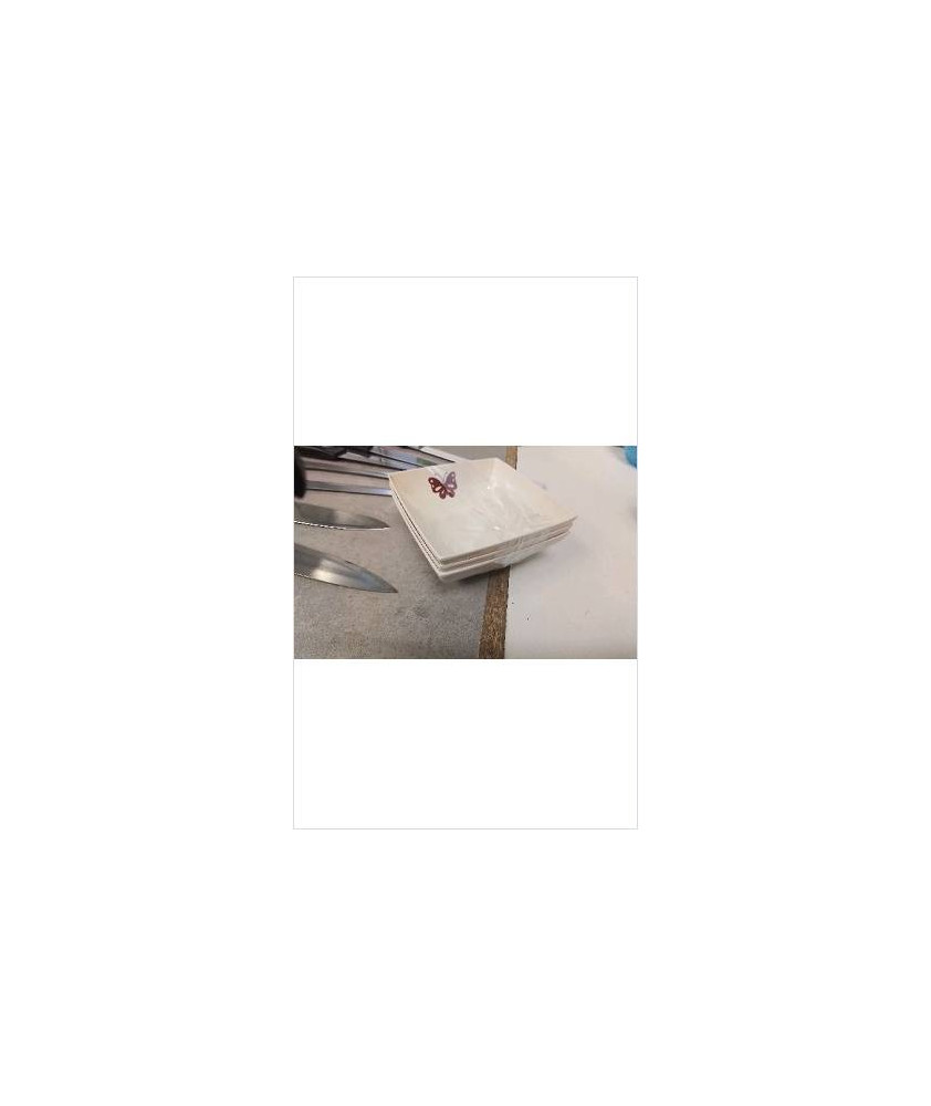 COUPELLES PLASTIQUES CARREES X3 