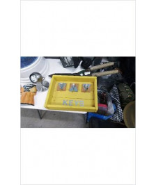 PORTE CLE JAUNE 