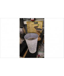VASE METAL 