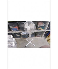 VENTILATEUR TRISTAR BLANC SUR PIED EN L’ETAT 