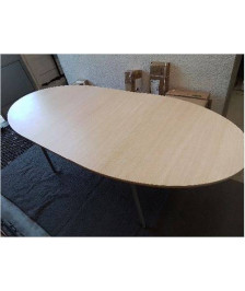 TABLE OVALE