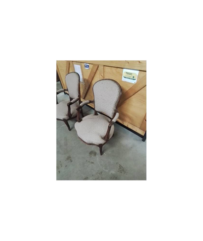 CABRIOLET BOIS ASSISE ET DOSSIER CAPITONNÉ TISSU TAUPE STYLE RÉGENCE CABRIOLET BOIS ASSISE ET DOSSIER CAPITONNÉ TISSU TAUPE STYLE RÉGENCE