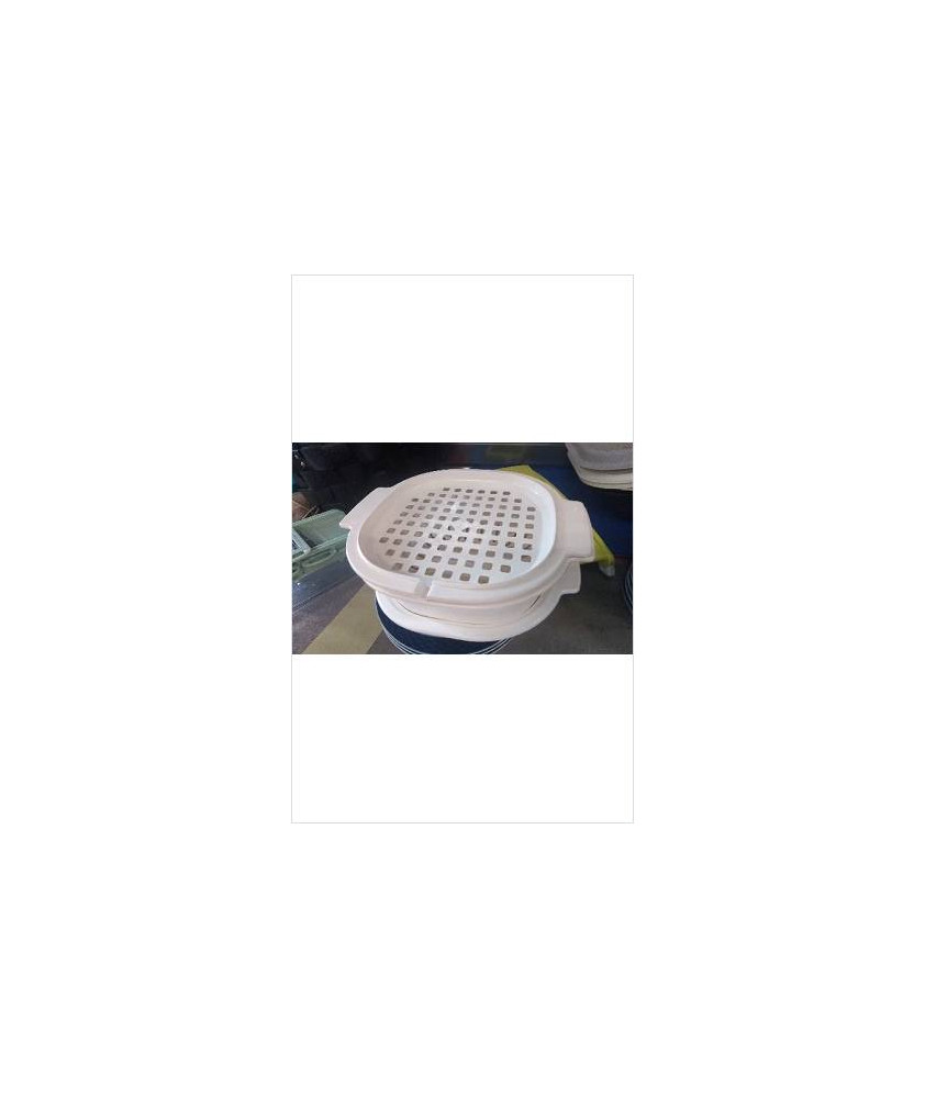PASSOIRE PLASTIQUE 