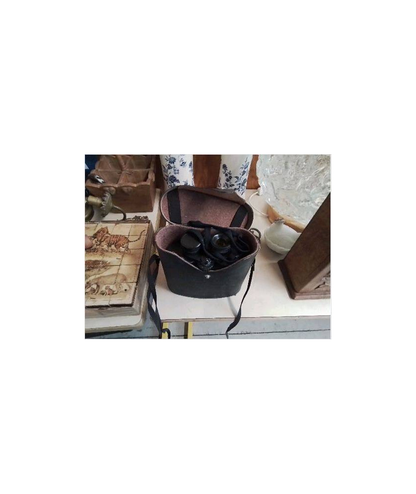 PAIRE DE JUMELLE 