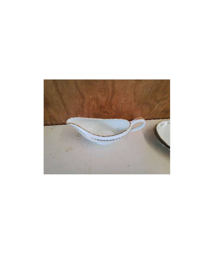 SAUCIÈRE AVEC BORDURE DORÉ 