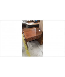 SECRETAIRE 