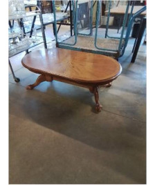 TABLE BASSE OVALE A ENTRETOISE BOIS CLAIR