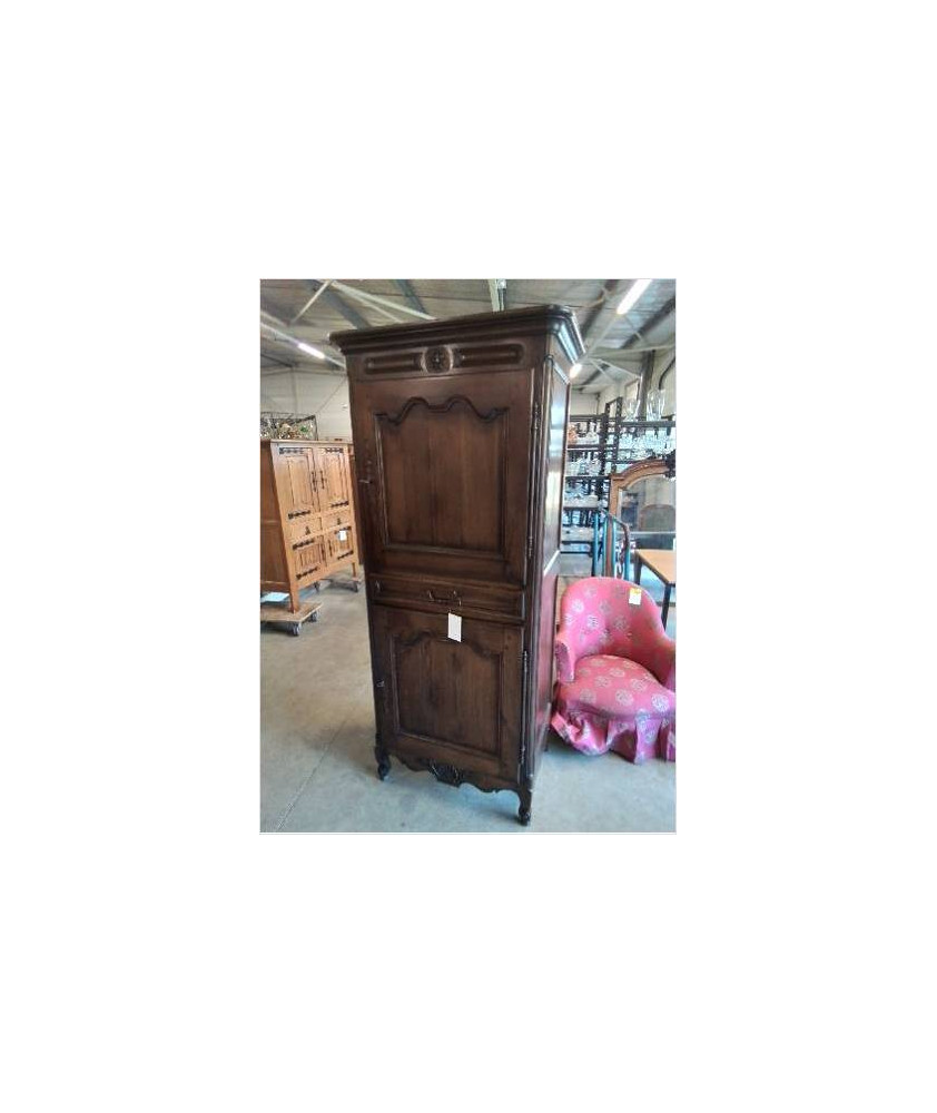 HOMME DEBOUT 2 PORTES 1 TIROIR STYLE REGENCE 