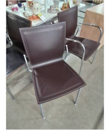 CHAISE  PIÈTEMENT MÉTAL GRIS ASSISE CUIR CHOCOLAT 